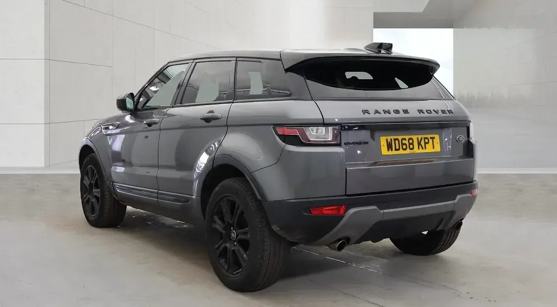 Used Land Rover Range Rover evoque SE 2018 Grey Estate