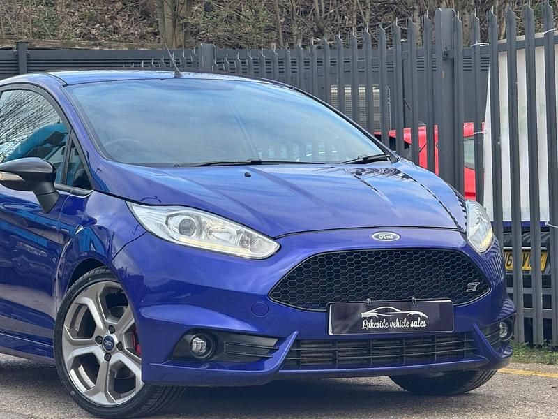 Used Ford Fiesta ST 182 HP (133 kW) 2017 Blue Hatchback