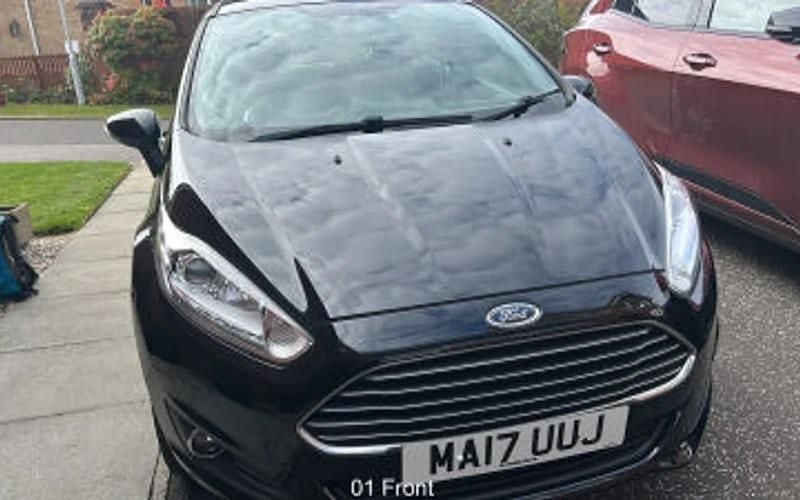 Used Ford Fiesta Zetec 101 HP (74 kW) 2017 Black Hatchback