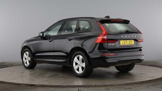 Used Volvo XC60 Momentum 247 HP (181 kW) 2022 SUV