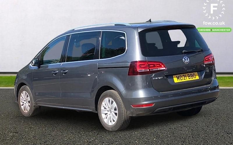 Usado VW Sharan SE 150 HP (110 kW) 2021 Cinzento Monovolume