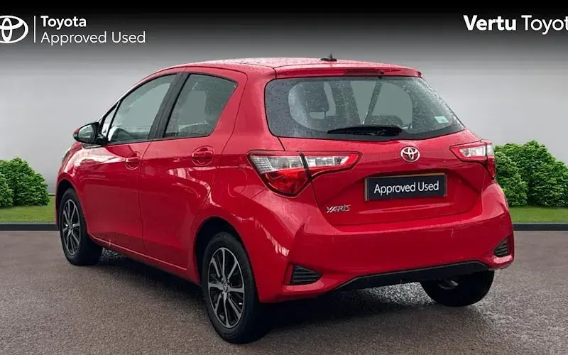 Begagnad Toyota Yaris 111 HK (81 kW) 2019 Halvkombi
