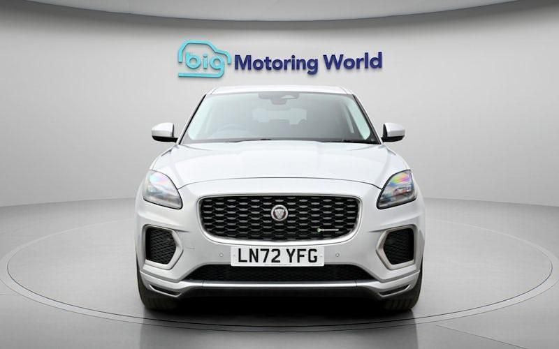 Używany Jaguar E-Pace R-Dynamic 309 KM (227 kW) 2022 Srebrny SUV