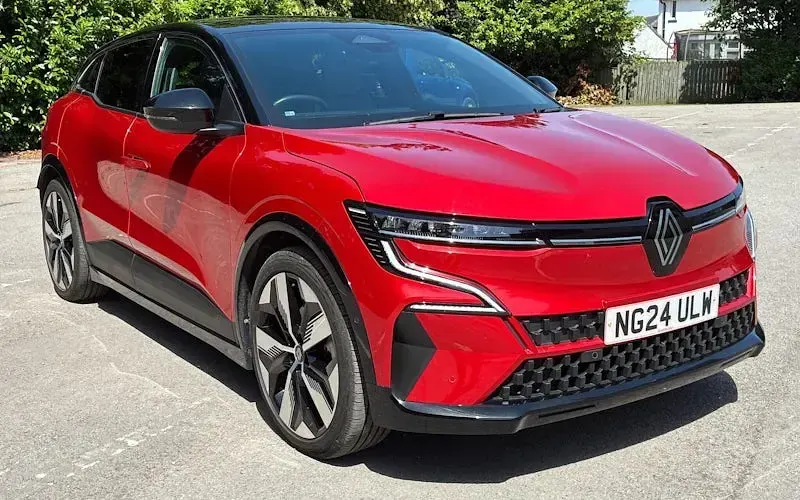 Used Renault Megane E-Tech Komfort 160 kW (218 HP) 2024 Hatchback