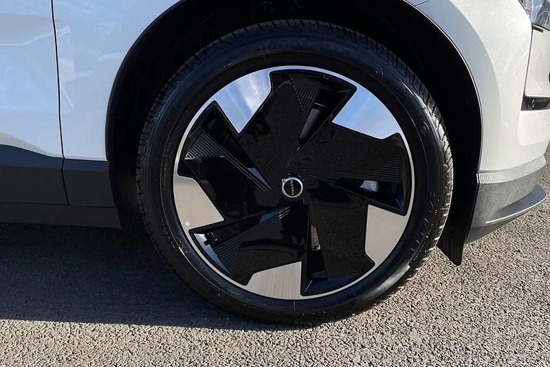 New Volvo EX30 Ultra 69 kW (94 HP) 2025 SUV