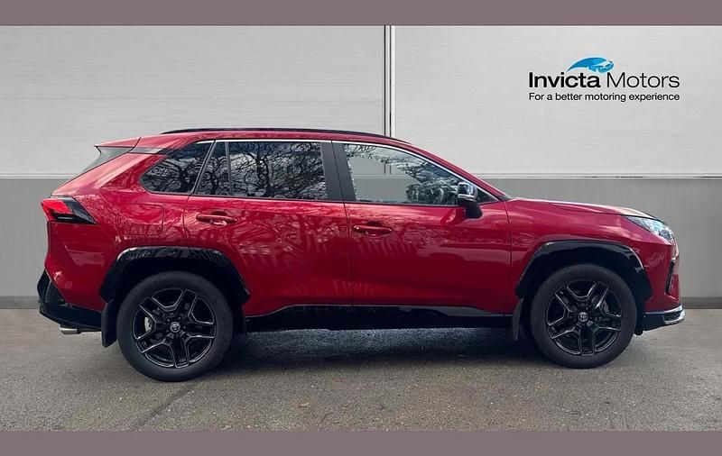 Used Toyota RAV4 Hybrid Sport 306 HP (225 kW) 2025 Red SUV