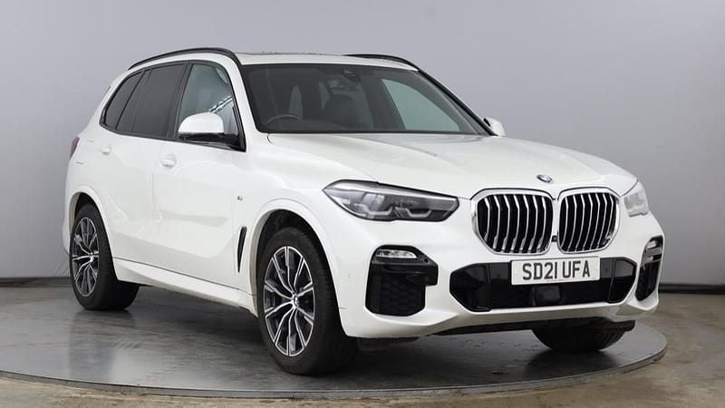 White Used 2021 BMW X5 M Sport SUV | £41,759 (Good price) - Image 1/4
