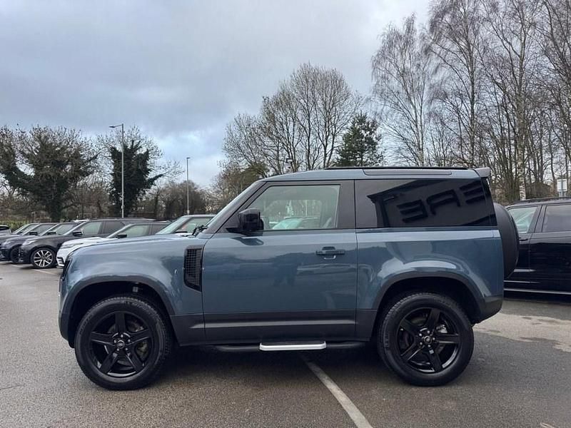 Used Land Rover Defender SE 250 HP (183 kW) 2022 Blue SUV