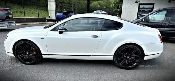 Used Bentley Continental 553 HP (406 kW) 2008 Black Coupe