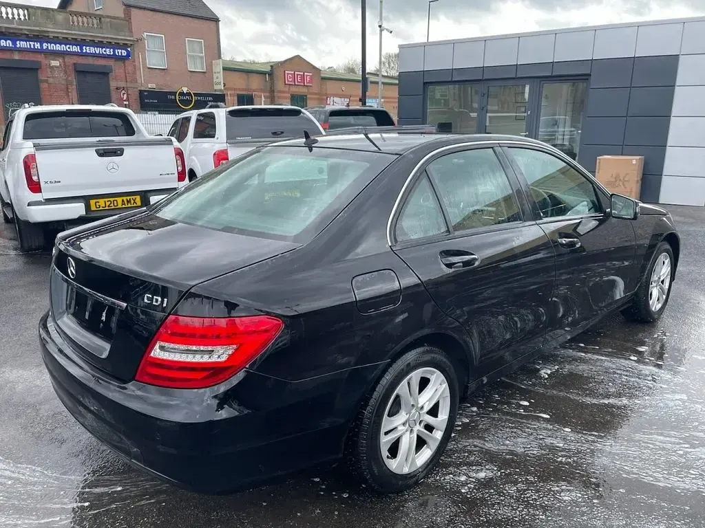 Used Mercedes C200 Executive 2012 Black Sedan