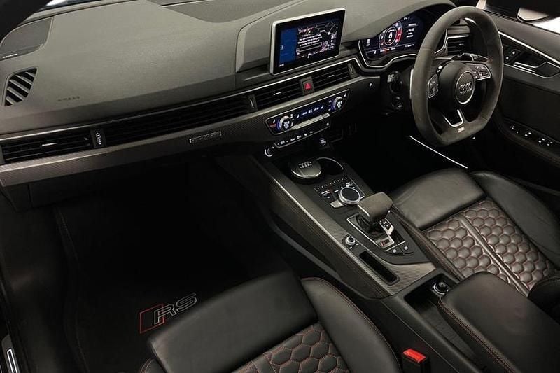 Used Audi RS4 Design 450 HP (330 kW) 2018 Black Estate