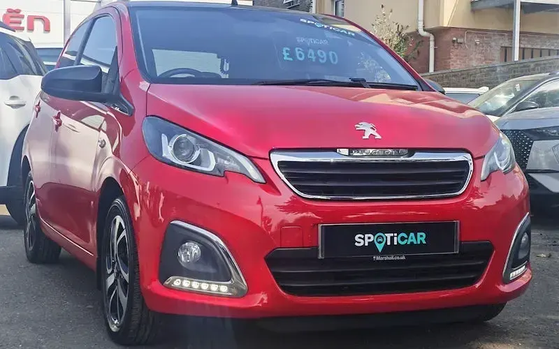 Used Peugeot 108 Allure 72 HP (52 kW) 2018 Hatchback