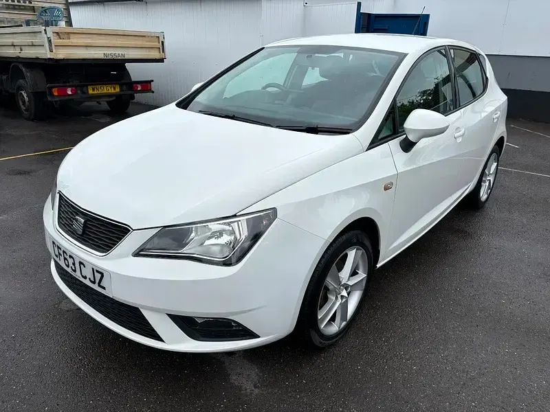 Used Seat Ibiza 85 HP (62 kW) 2013 White Hatchback