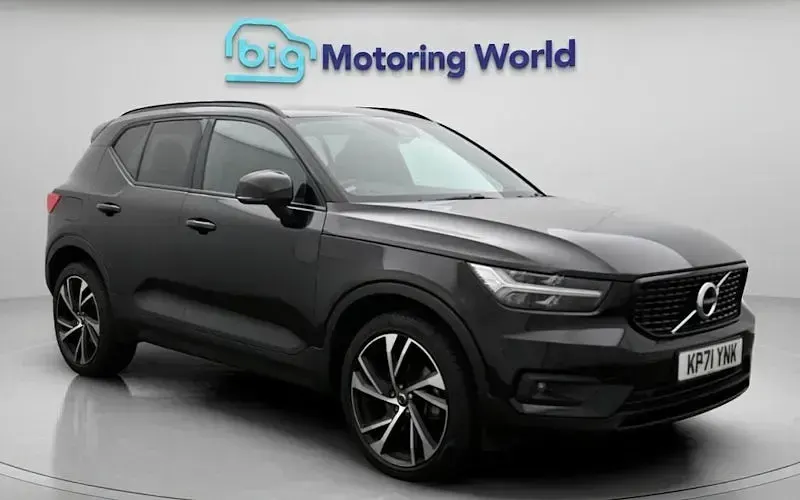 Used Volvo XC40 R-Design Pro 197 HP (144 kW) 2021 SUV
