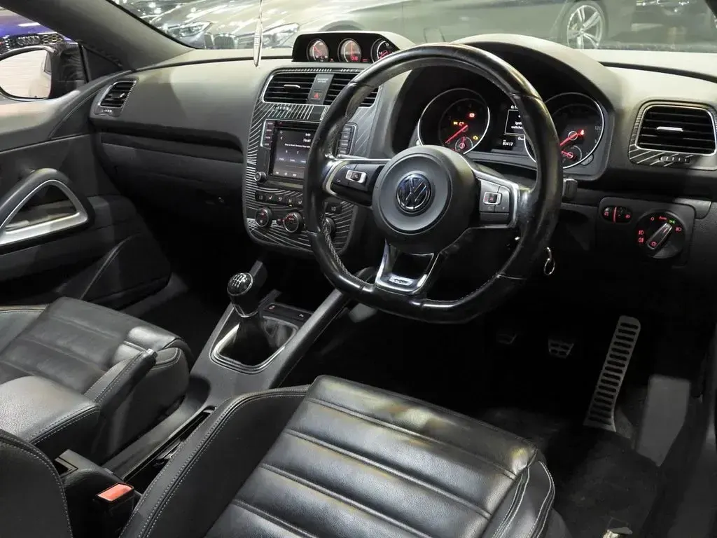 Used VW Scirocco R-line 180 HP (132 kW) 2015 Black Coupe