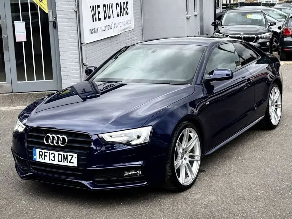 Used Audi A5 Black Edition 170 HP (125 kW) 2013 Blue Coupe