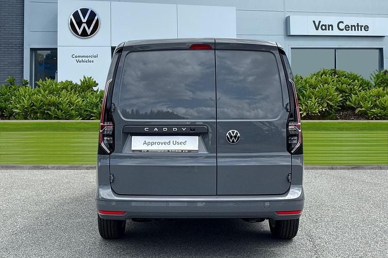 Used VW Caddy Maxi Pro 122 HP (89 kW) 2025 Grey MPV