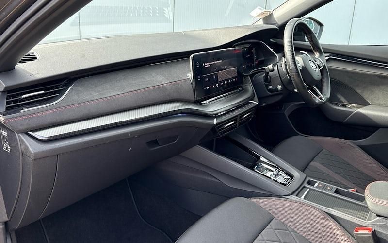 Used Skoda Octavia vRS 245 HP (180 kW) 2024 Hatchback