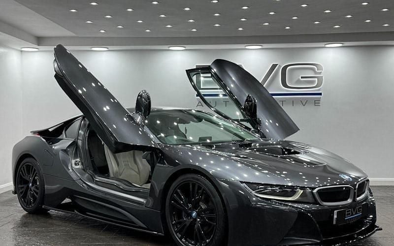 Used BMW i8 362 HP (266 kW) 2017 Coupe