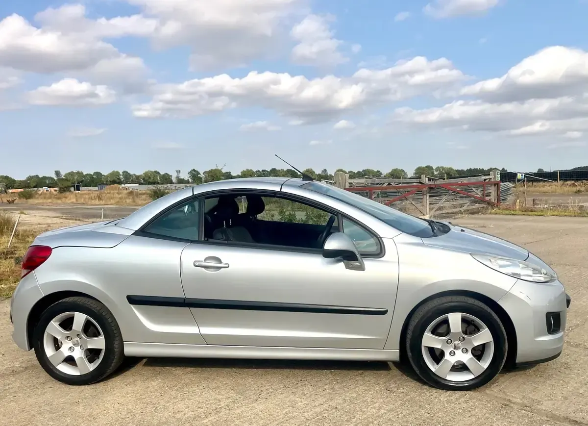 Used Peugeot 207 Sport 2012 Silver Cabriolet