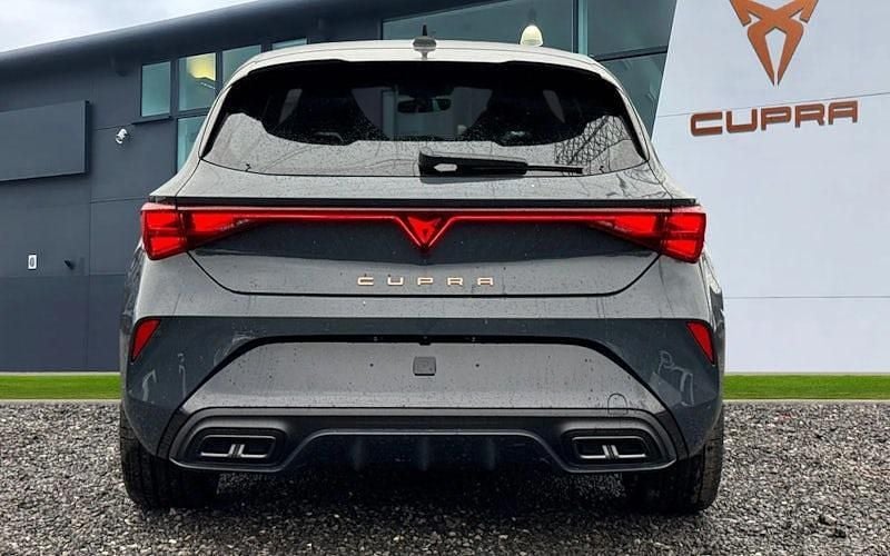 New Cupra Leon 150 HP (110 kW) 2025 Hatchback