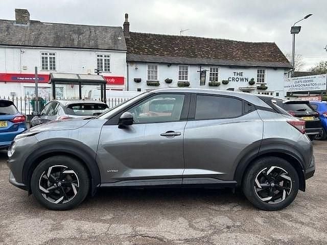 Used Nissan Juke N-Connecta 143 HP (105 kW) 2022 Grey SUV