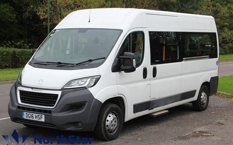 Used Peugeot Boxer 131 HP (96 kW) 2016 White Van