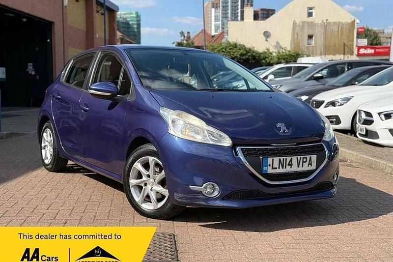 Blue Used 2014 Peugeot 208 Active Hatchback | £2,899 (Good price) - Image 1/1