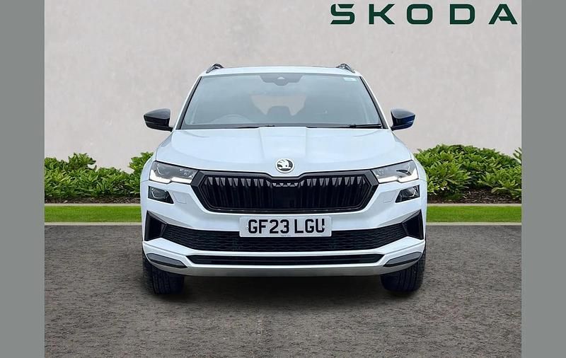 Used Skoda Karoq SportLine 147 HP (108 kW) 2023 Moon white metallic SUV