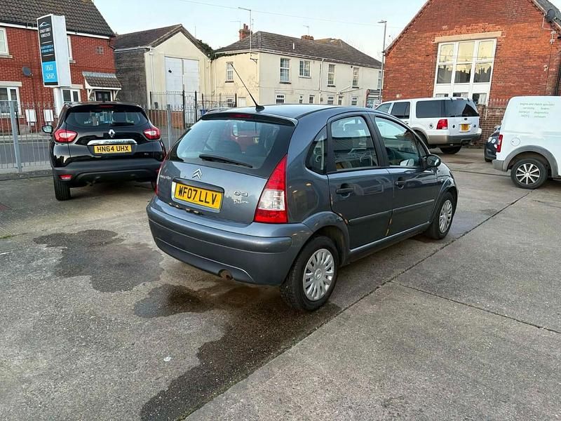 Begagnad Citroën C3 2007 Grå Halvkombi