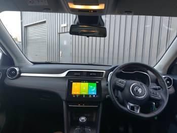 Used MG ZS Exclusive 106 HP (77 kW) 2023 White SUV