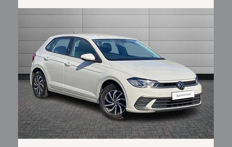 Used VW Polo Life 80 HP (58 kW) 2022 Grey Hatchback
