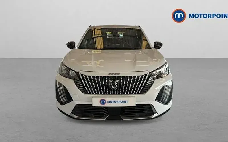 Used Peugeot 2008 Allure 131 HP (96 kW) 2025 White SUV