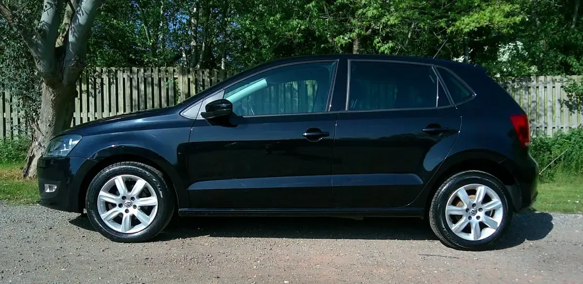 Usado VW Polo Match 60 HP (44 kW) 2013 Preto Citadino