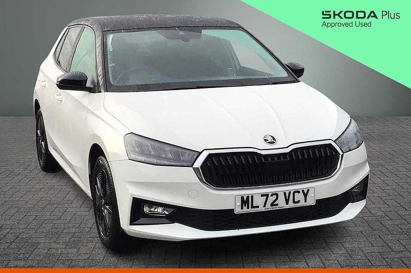 Candy white black magic pearl effect Used 2022 Skoda 110 R Colour Edition Hatchback | £13,999 (Fair price) - Image 1/4