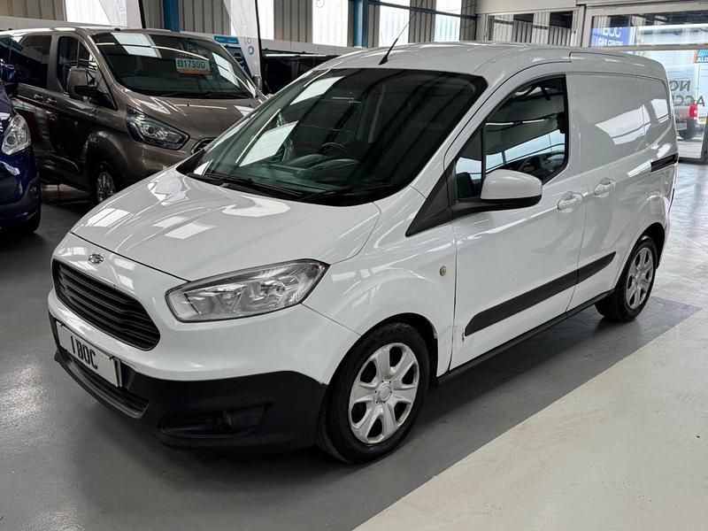 Used Ford Transit Trend 95 HP (69 kW) 2016 White Van