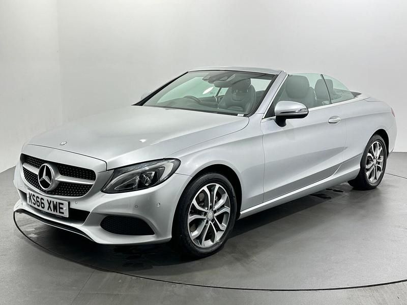 Used Mercedes C220 170 HP (125 kW) 2017 Silver Cabriolet