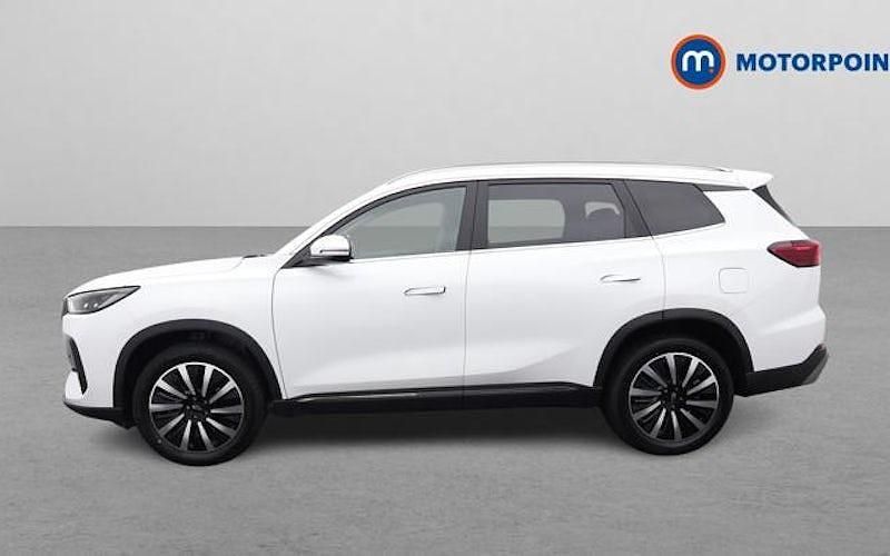 New Chery Tiggo 8 204 HP (150 kW) 2025 White SUV