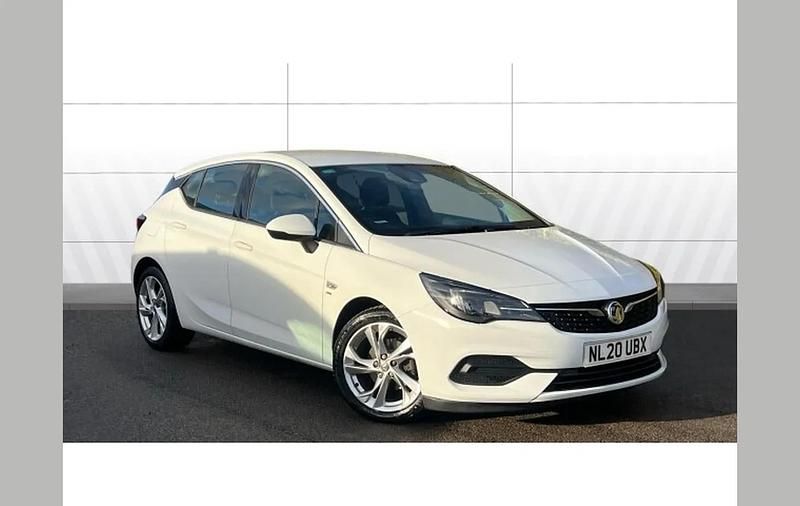 White Used 2020 Vauxhall Astra SRi Hatchback | £8,380 (Good price) - Image 1/4