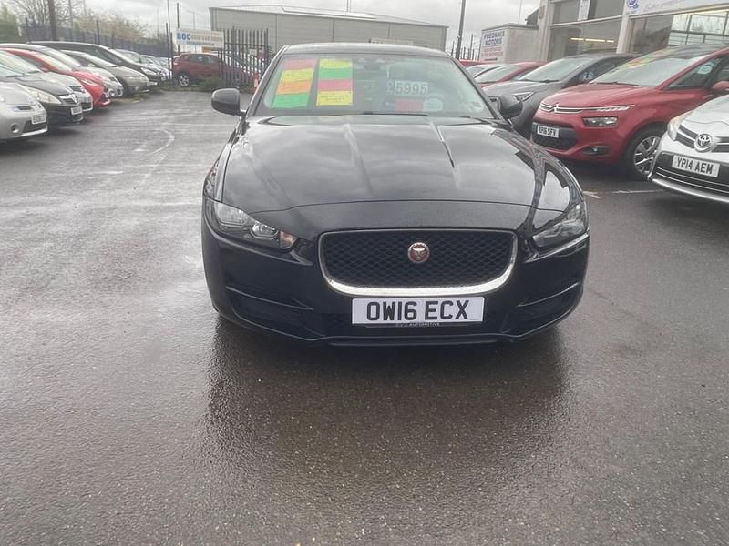 Begagnad Jaguar XE Prestige 2016 Svart Sedan