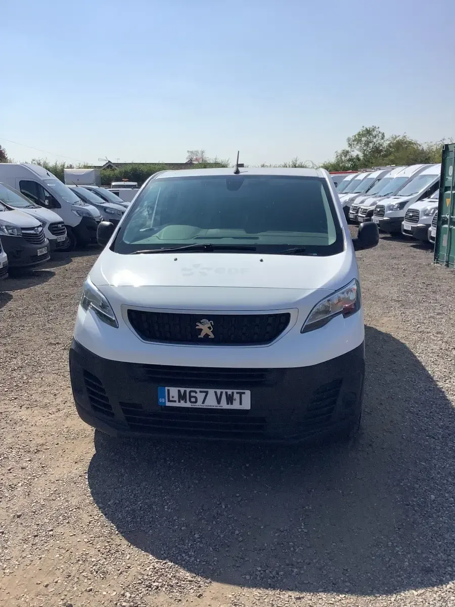 Used Peugeot Expert 2017 White Van