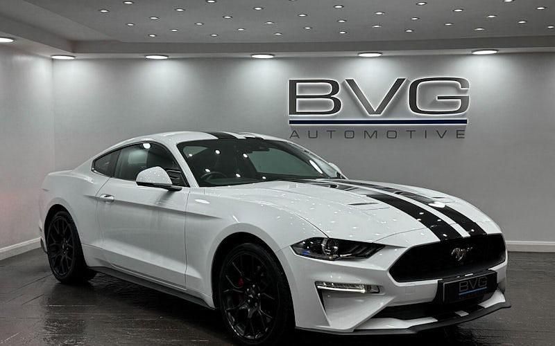 Used Ford Mustang Fastback 310 HP (228 kW) 2018 White Coupe