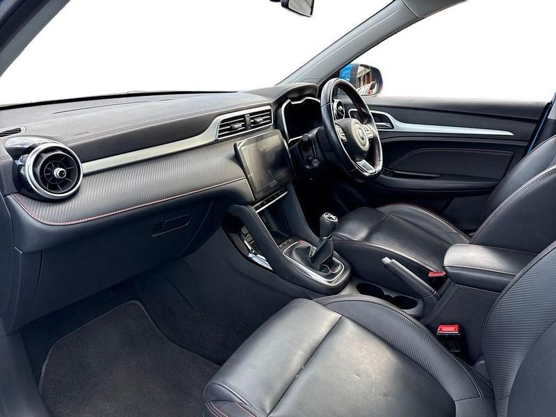 Used MG ZS Exclusive 109 HP (80 kW) 2021 Blue SUV