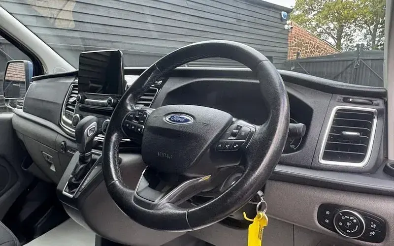 Used Ford Transit Custom Limited 131 HP (96 kW) 2020 Blue Van