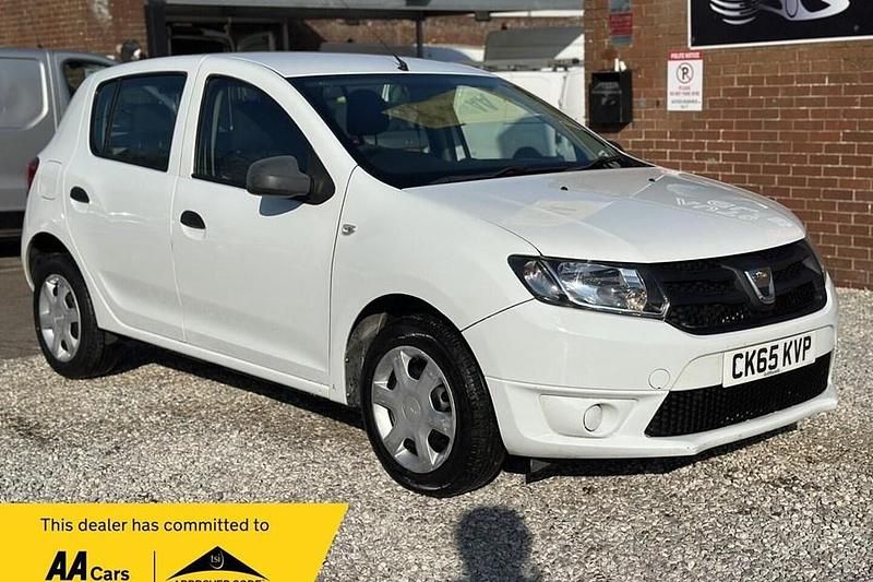 Used Dacia Sandero Ambiance 73 HP (53 kW) 2015