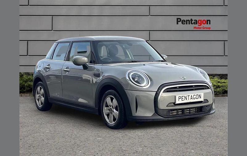 Used Mini ONE Classic 101 HP (74 kW) 2022 Grey Hatchback