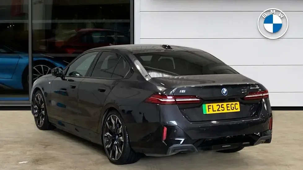 Used BMW i5 M Sport 246 kW (335 HP) 2025 Grey Sedan