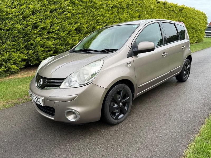 Used Nissan Note N-TEC 90 HP (66 kW) 2012 Beige MPV