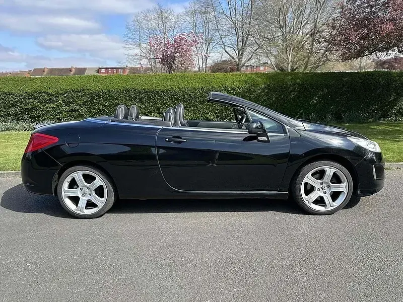 Used Peugeot 308 CC GTi 156 HP (114 kW) 2011 Black Cabriolet