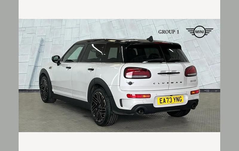 Used Mini Cooper Clubman Premium Plus 178 HP (130 kW) 2023 White Estate